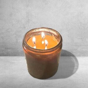 Beeswax Candle in 8oz Amber Glass Jar—Unscented